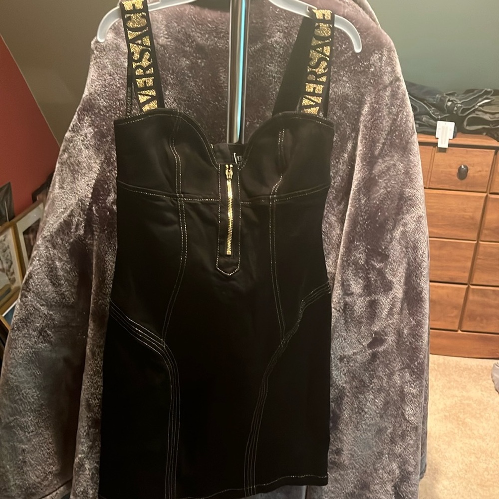 Women’s dress